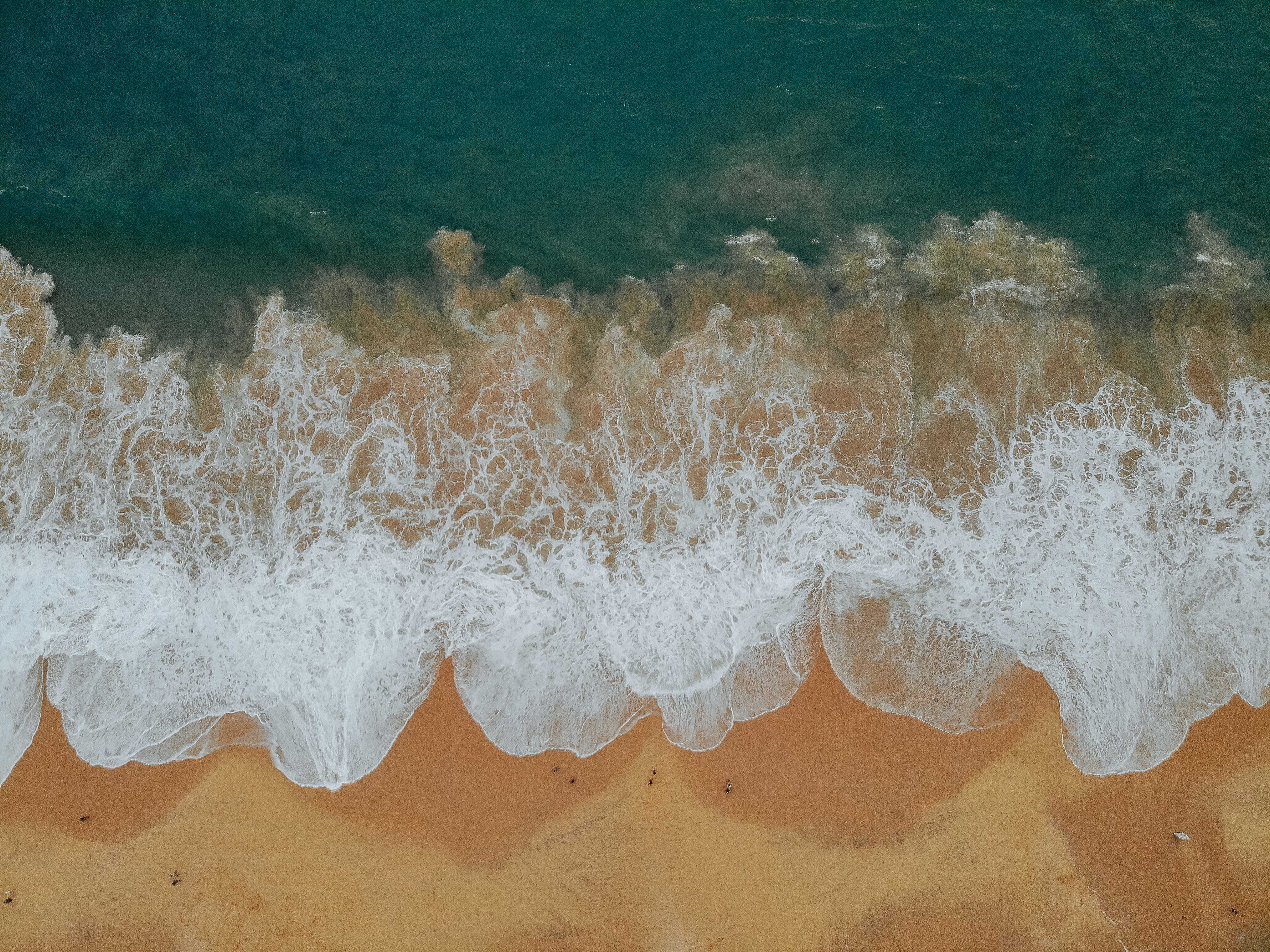 宝石和红茶的国度