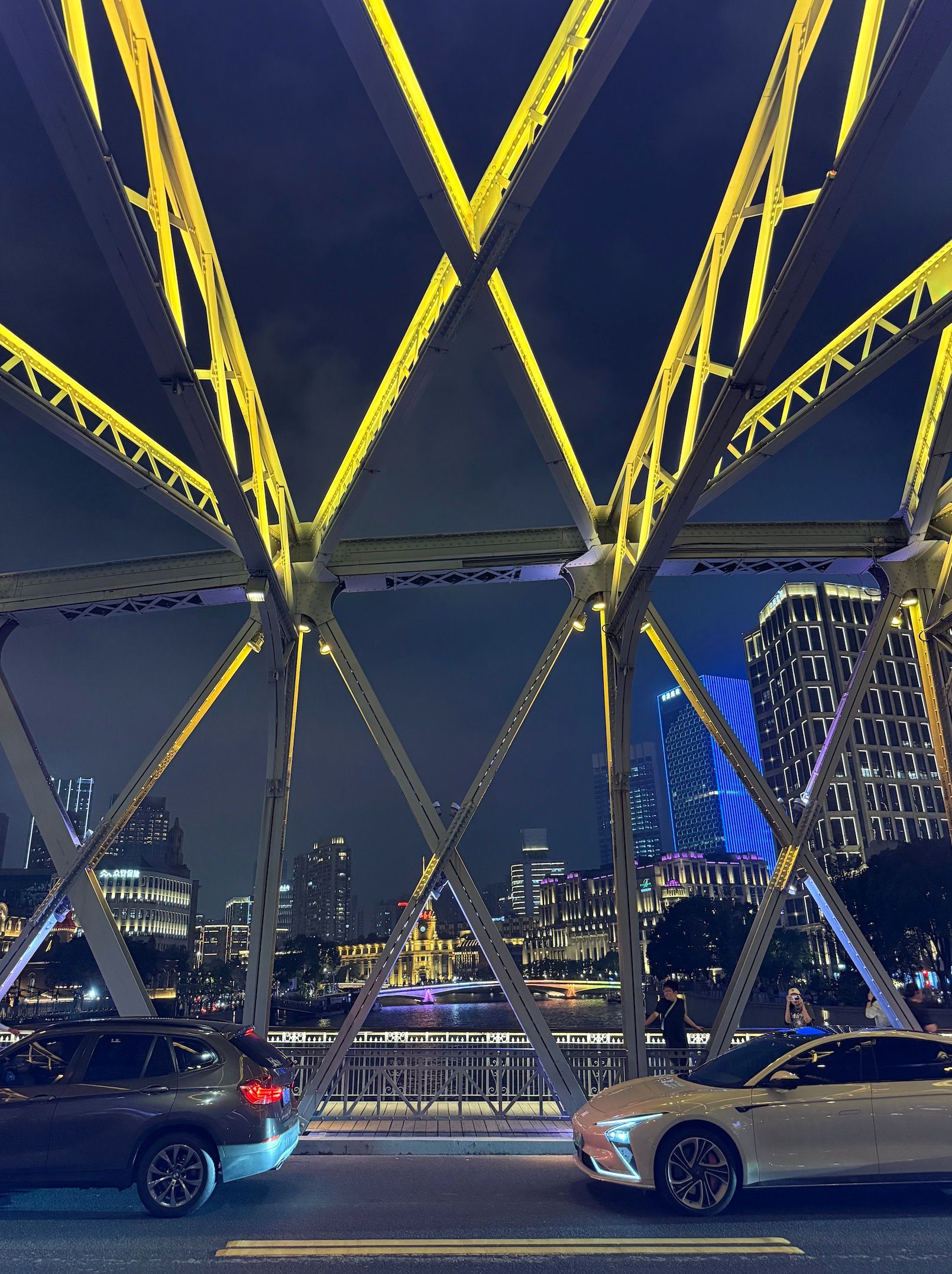 Waibaidu Bridge Detail